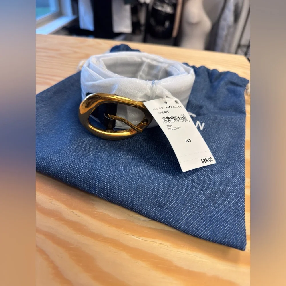 Good American Classic Oval Buckle Belt NWT